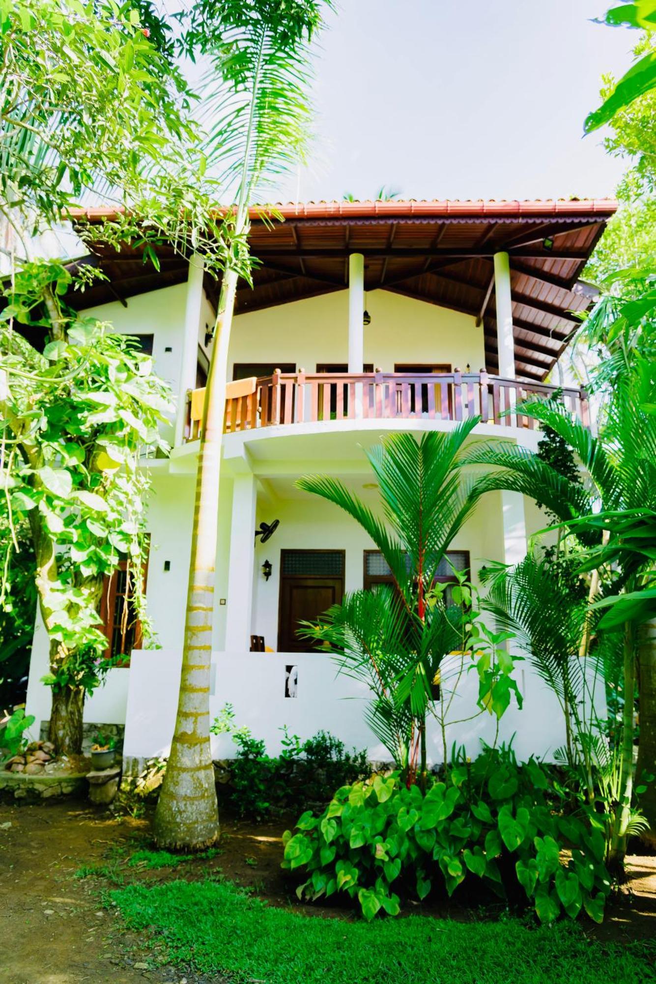Hotel Shadow Surf Bay Tangalle Esterno foto