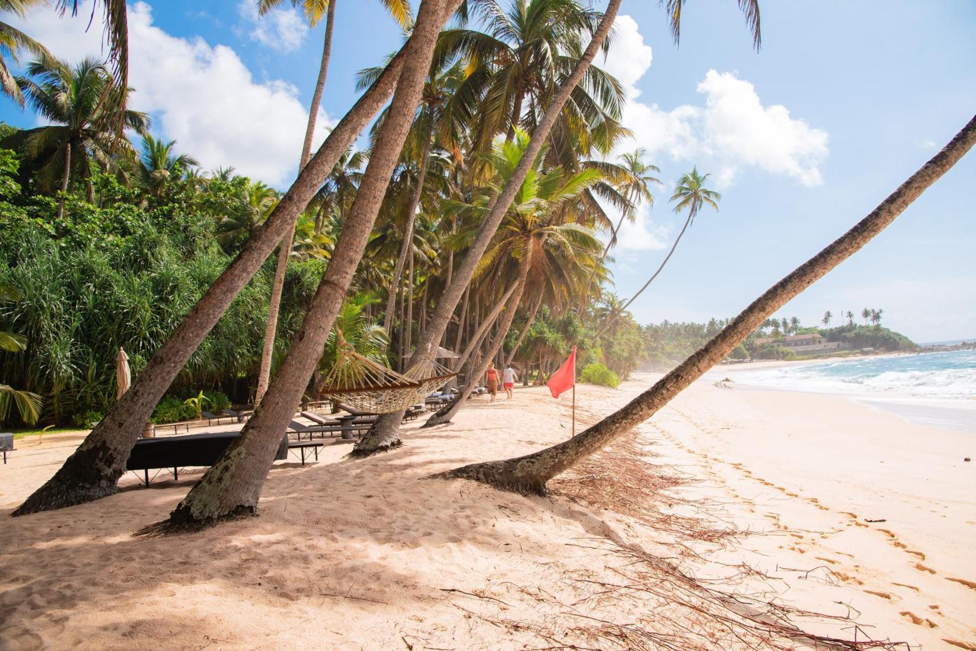 Hotel Shadow Surf Bay Tangalle Esterno foto