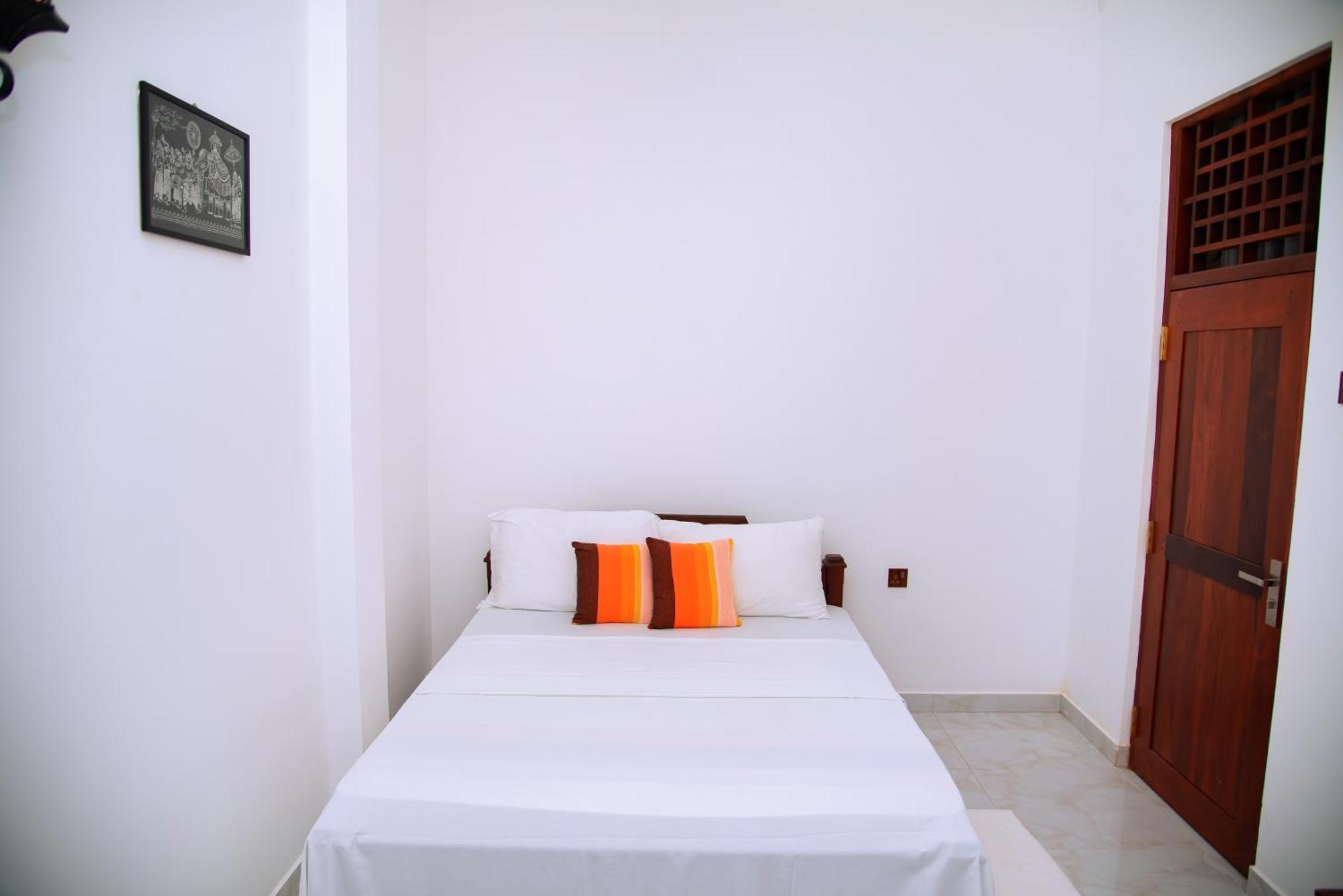 Hotel Shadow Surf Bay Tangalle Camera foto